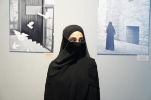 The “Educated Mess Peptide Serum”: Navigating the Hype and Harnessing the Science